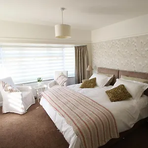 Canford Bridge B And B Bed & Breakfast Wimborne Minster